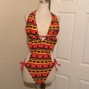 Monokini bathingsuit